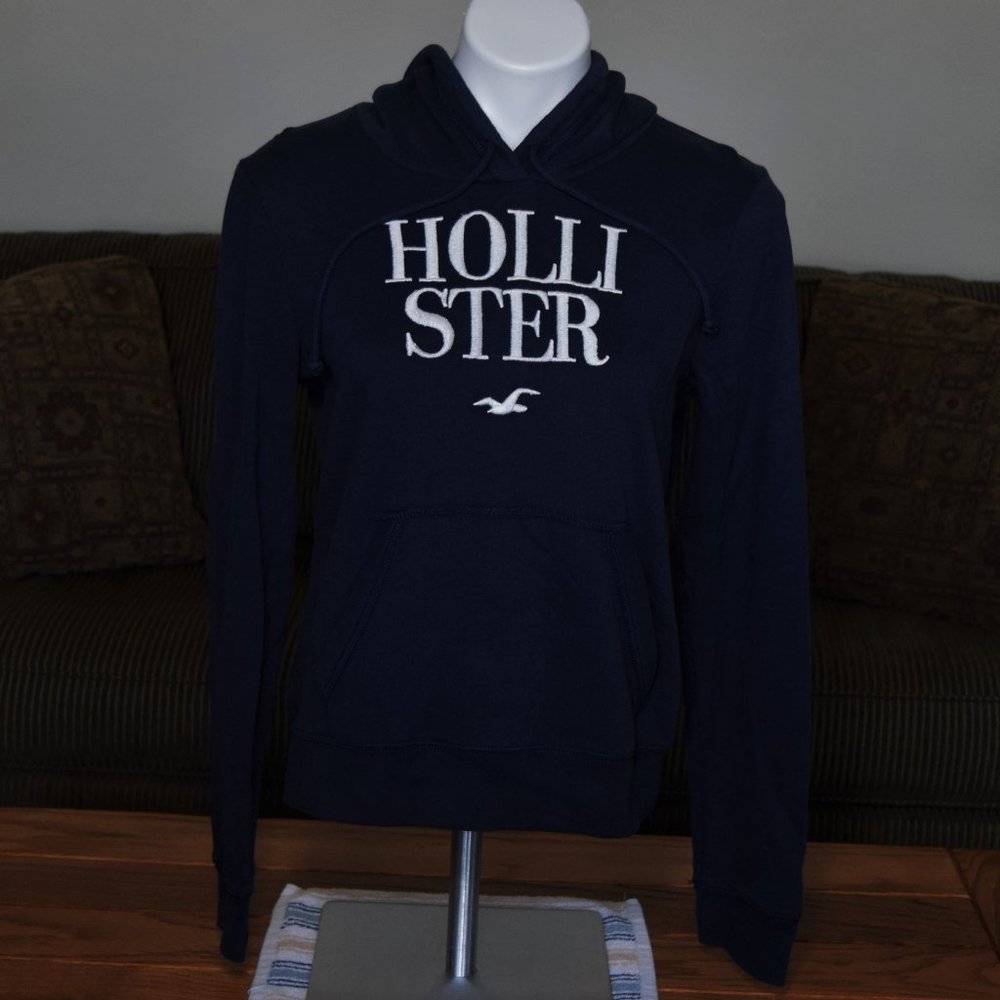 Hollister Black Pullover Sweatshirt - Size M